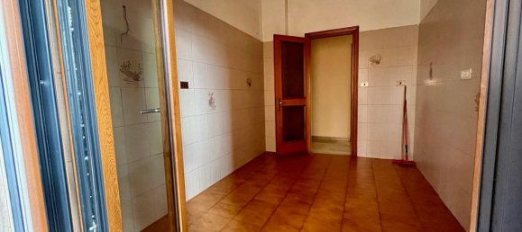 5 bedrooms Apartment in Rome, Italy No. 330837 7