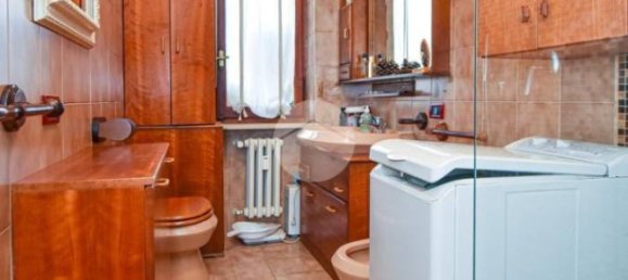 Квартира с 2 спальнями в Джавено, Италия № 173925 12