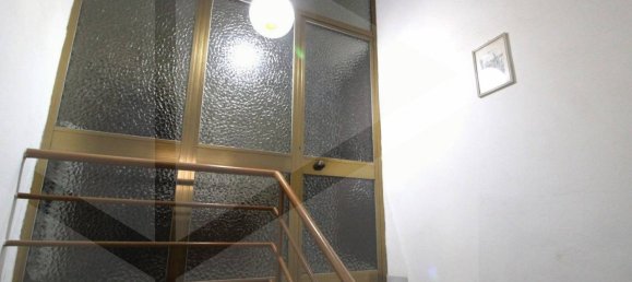 8-salle Appartement à Pontedera, Italy No. 19254 39