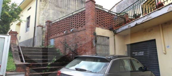 8-salle Appartement à Pontedera, Italy No. 19254 42