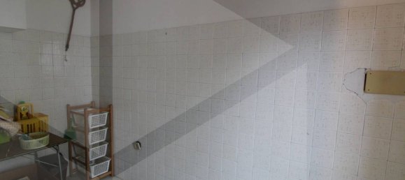 8-salle Appartement à Pontedera, Italy No. 19254 7