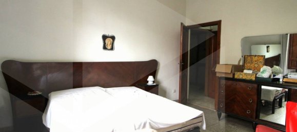 8-salle Appartement à Pontedera, Italy No. 19254 18