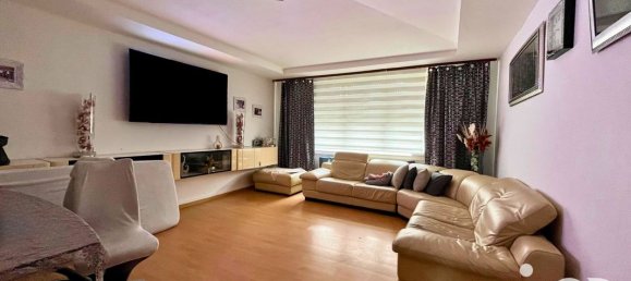 مرآب في Petite-Rosselle, France 300متر مربع رقم 156866 3