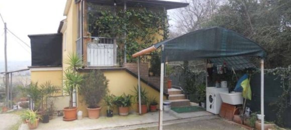 3 bedrooms Apartment in Corridonia, Italy No. 343857 3