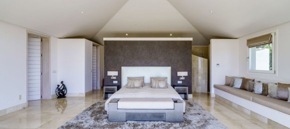 5 bedrooms Villa in El Madronal, Spain No. 19571 15