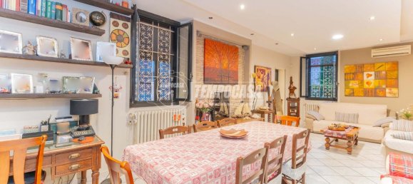 3 rooms House in Magenta, Italy No. 4808 4