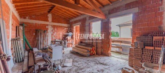 3 rooms House in Magenta, Italy No. 4808 22