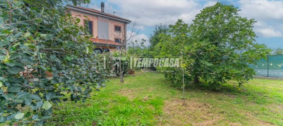 3 rooms House in Magenta, Italy No. 4808 8