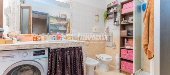 3 rooms House in Magenta, Italy No. 4808 10