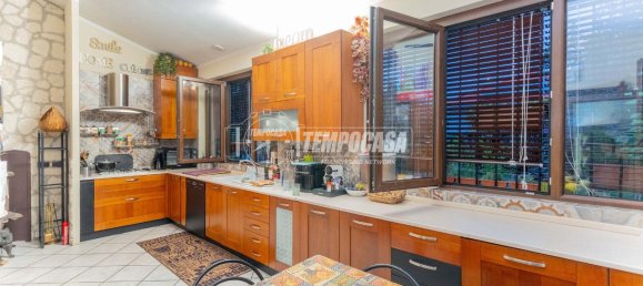 3 rooms House in Magenta, Italy No. 4808 5