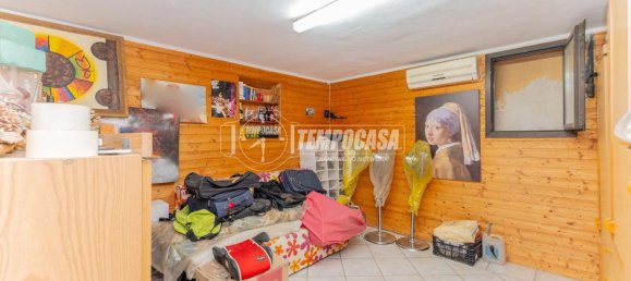 3 rooms House in Magenta, Italy No. 4808 18
