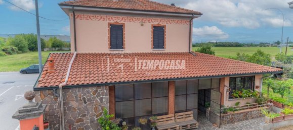 3 rooms House in Magenta, Italy No. 4808 23