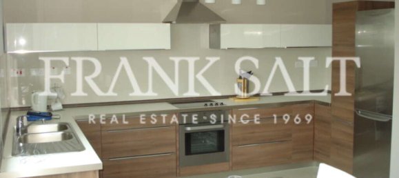 Квартира с 2 спальнями в Сент-Джулианс, Мальта № 8492 2