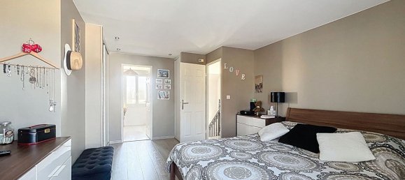 5 Schlafzimmer Haus in Mennecy, France, Nr. 127961 8