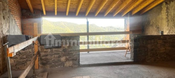 1 Schlafzimmer Haus in Coreglia Antelminelli, Italy, Nr. 301081 3