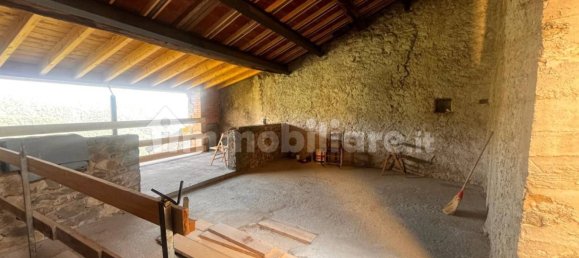 1 Schlafzimmer Haus in Coreglia Antelminelli, Italy, Nr. 301081 2