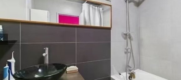 2 Schlafzimmer Wohnung in Paris, France, Nr. 285135 8