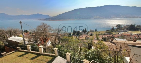 2 bedrooms Villa in Sarnico, Italy No. 404425 3
