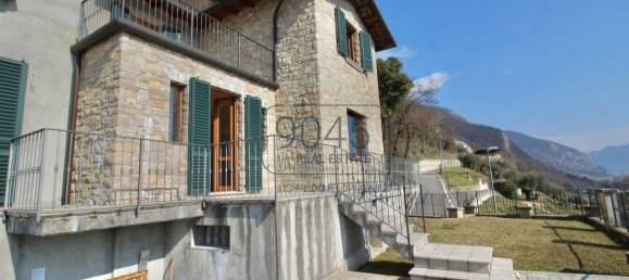 2 bedrooms Villa in Sarnico, Italy No. 404425 6