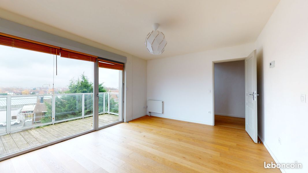 Dúplex de 1 dormitorio en Croix, France No. 99480