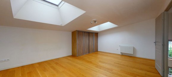 Dúplex de 1 dormitorio en Croix, France No. 99480 12