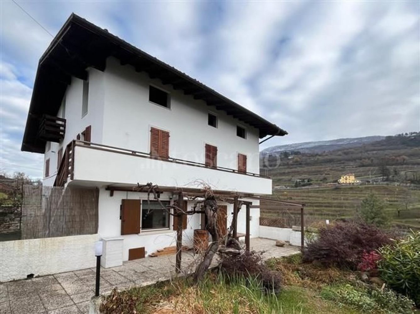 6 rooms Villa in Rovereto, Italy No. 229031