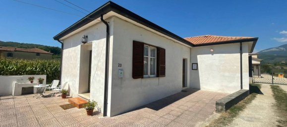 2 Schlafzimmer Haus in Castelliri, Italy, Nr. 56885 3