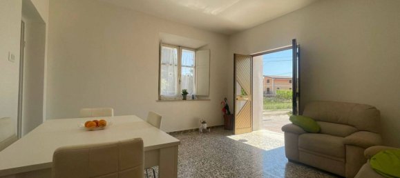 2 Schlafzimmer Haus in Castelliri, Italy, Nr. 56885 36