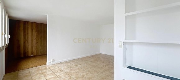 4 chambres Appartement à Noisy-le-Grand, France No. 345834 4