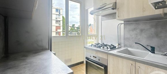 4 chambres Appartement à Noisy-le-Grand, France No. 345834 5