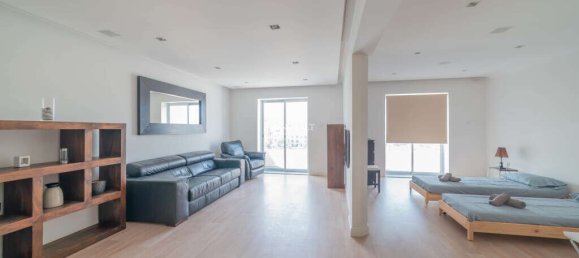 Apartamento de 3 dormitorios en Pieta, Malta No. 4376 9