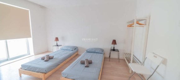 Apartamento de 3 dormitorios en Pieta, Malta No. 4376 11