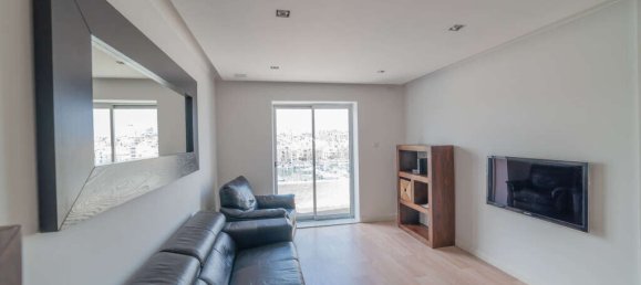 Apartamento de 3 dormitorios en Pieta, Malta No. 4376 4