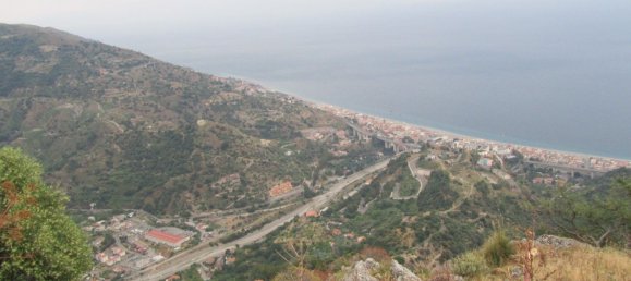 Земельный участок 7150м² в Кастельмола, Италия № 102341 2