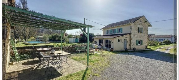 3 Schlafzimmer Haus in Mazerolles, France, Nr. 205586 2