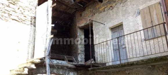 5 rooms Building in Luino, Italy No. 138678 5
