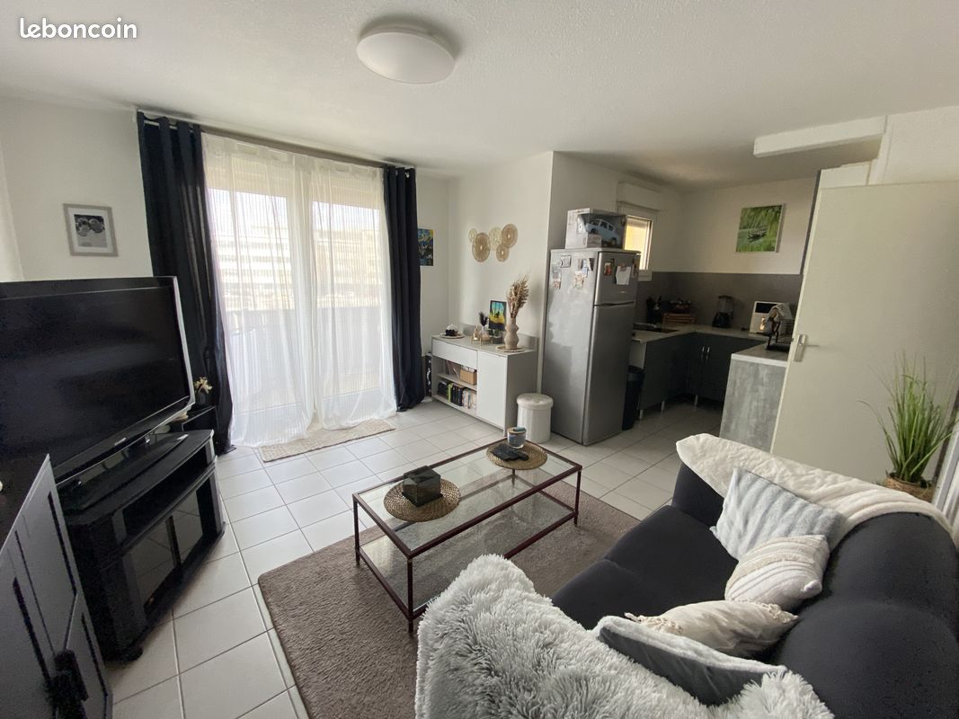 Apartamento de 1 dormitorio en Dijon, France No. 260492