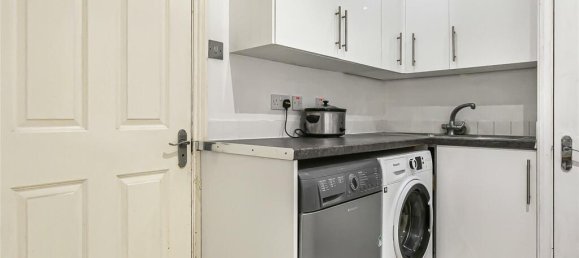 4 bedrooms House in Barnet, United Kingdom No. 6466 9