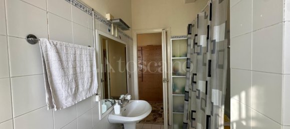 Studio in Rome, Italy No. 69401 17