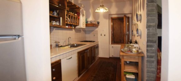 3 bedrooms Villa in Arezzo, Italy No. 83975 8