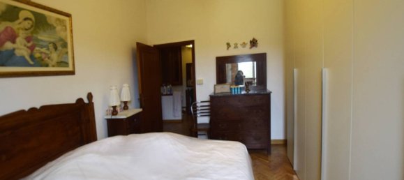 3 bedrooms Villa in Arezzo, Italy No. 83975 9
