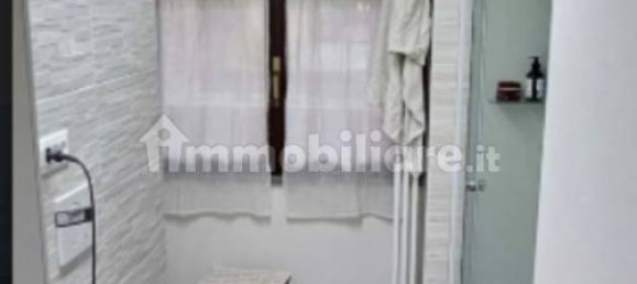 1-salle Bureau à Lugo, Italy No. 15192 8