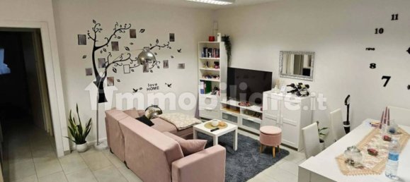 1-salle Bureau à Lugo, Italy No. 15192 3