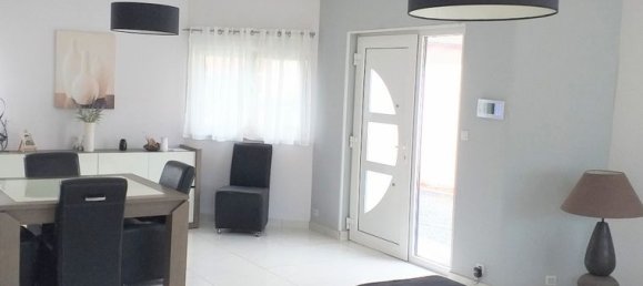 3 bedrooms House in Hergnies, France No. 271991 2