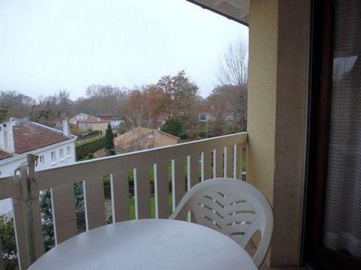 Estudio en el condominio en Cazaubon, France No. 35074