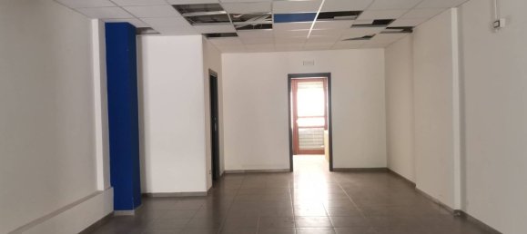 110m² Commercial property in Avellino, Italy No. 303633 7