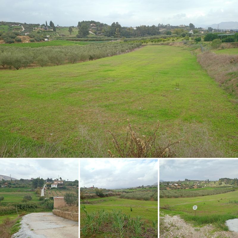 2300m² Land in Alhaurin el Grande, Spain No. 226079