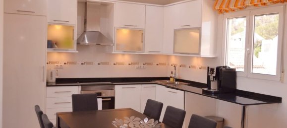 5 bedrooms Villa in San Miguel de Salinas, Spain No. 188006 5