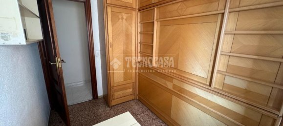 Квартира с 4 комнатами в Леон, Испания № 168292 10