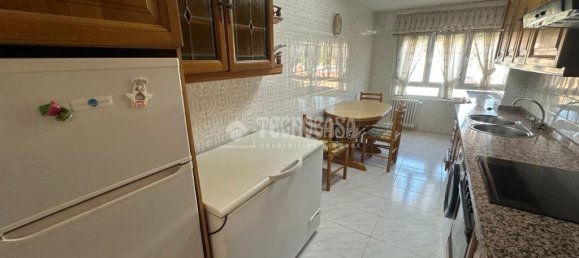 Квартира с 4 комнатами в Леон, Испания № 168292 27